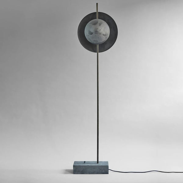 Postmodern minimalist metal floor lamp