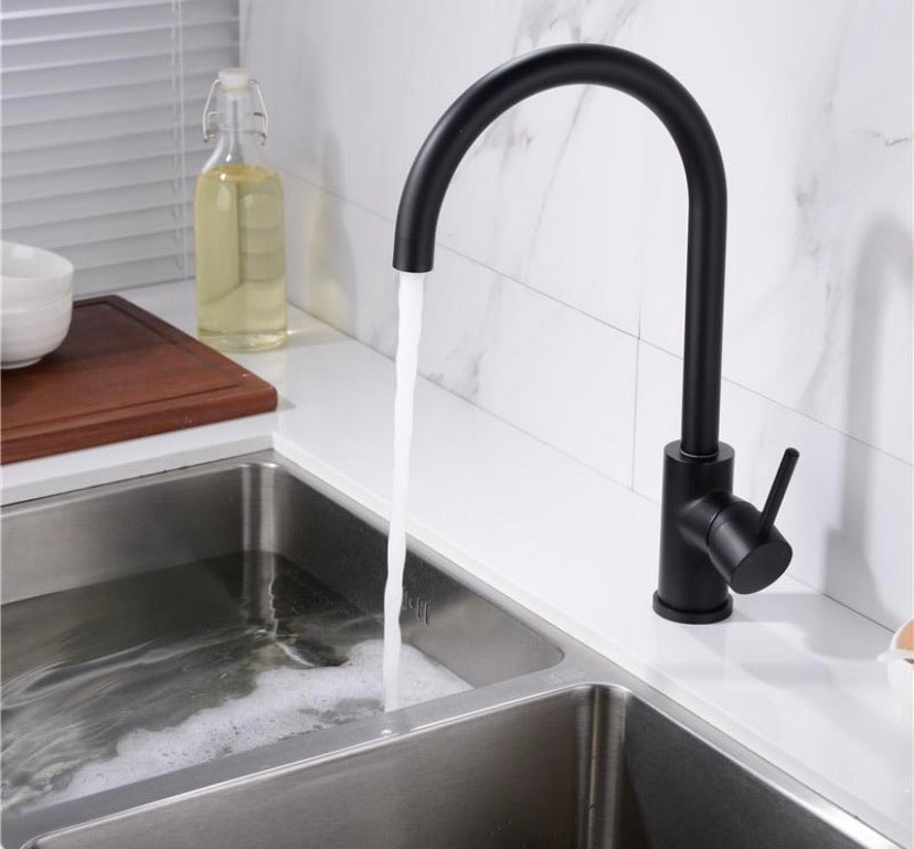 Linda Kitchen Faucet